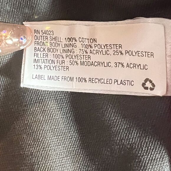 Parka, coat or trench. More of a military green with a fuchsia trim out. - Picture 9 of 16